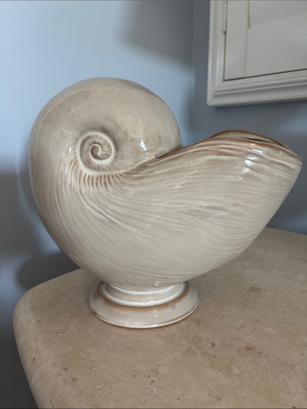 Glazed Ceramic Nautilus Accent - Cream with Tan Highlights